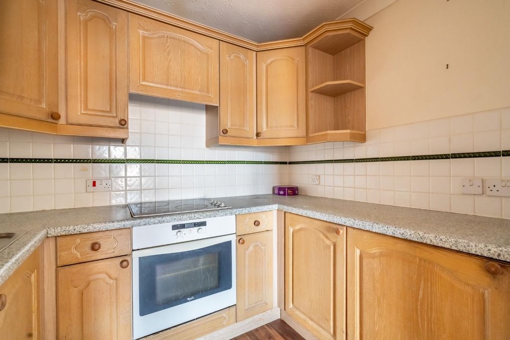 Property photo 2 of 10 Hansom Place.Jpg