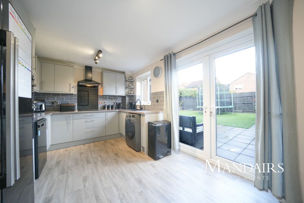 Property photo 1 of 26