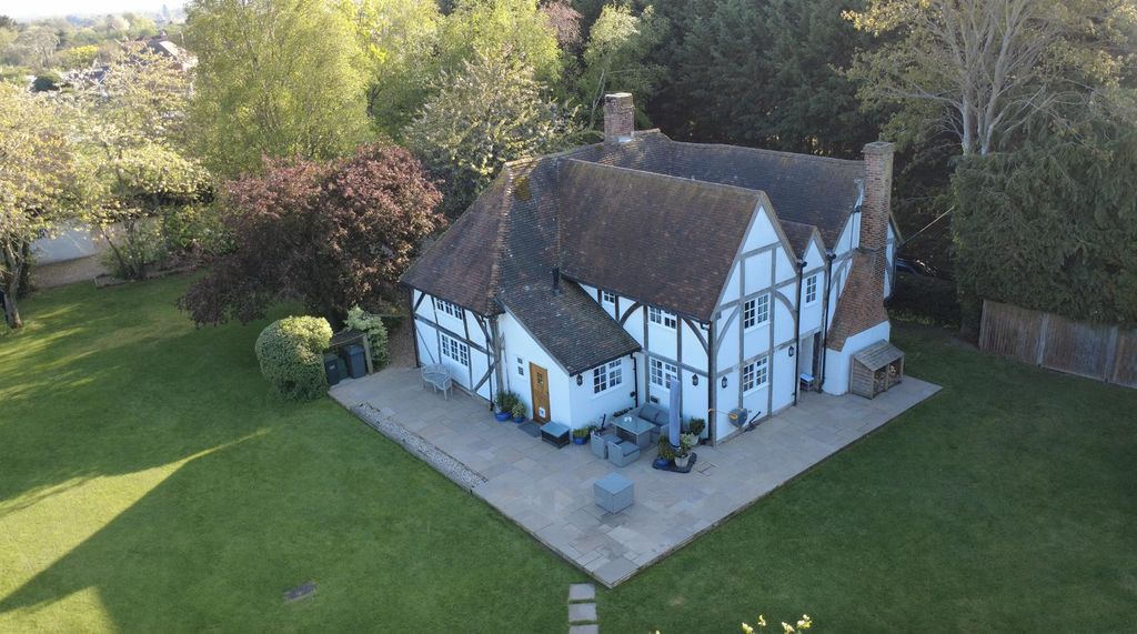 Property photo 1 of 28