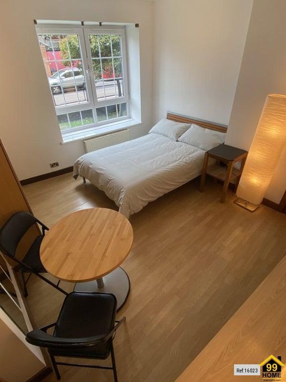 Property photo 1 of 11 Photo 0