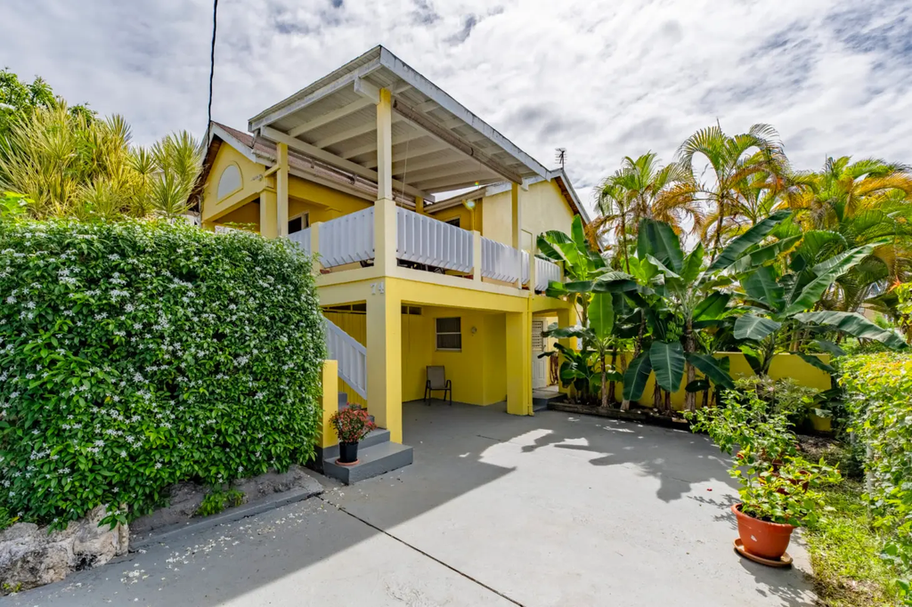 Property photo 3 of 15