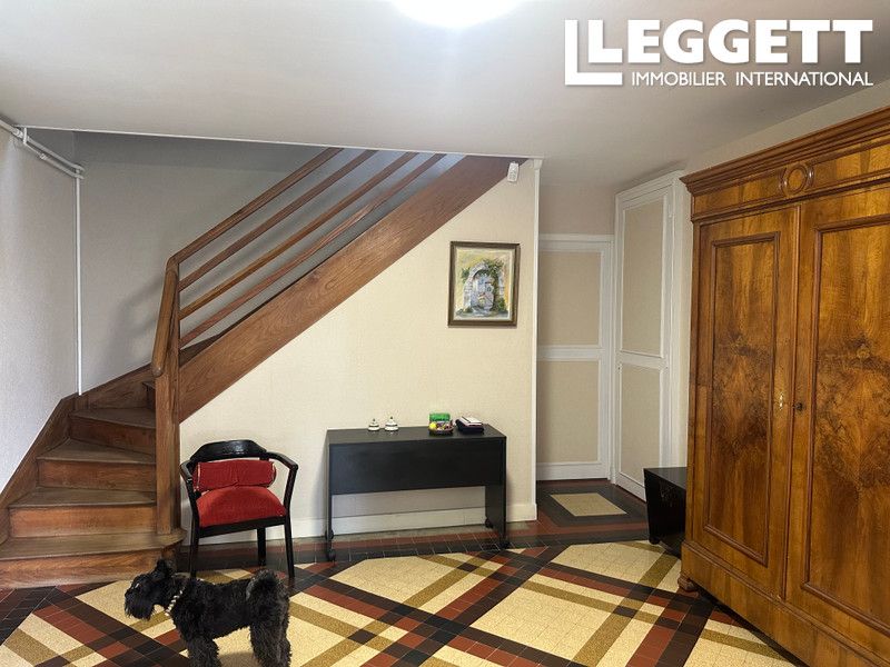 Property photo 3 of 10