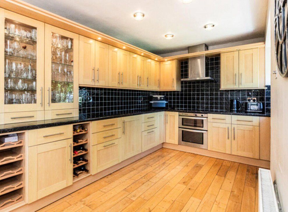 Property photo 1 of 9 Picture No. 04
