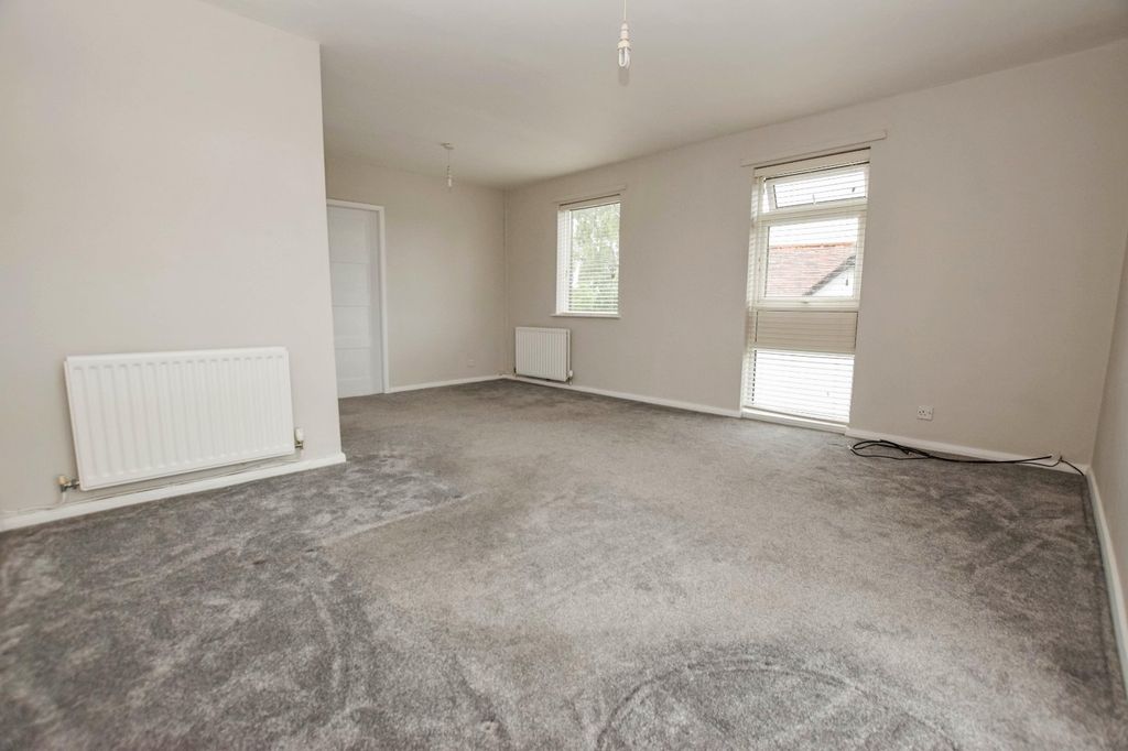 Property photo 2 of 10 Picture No. 09