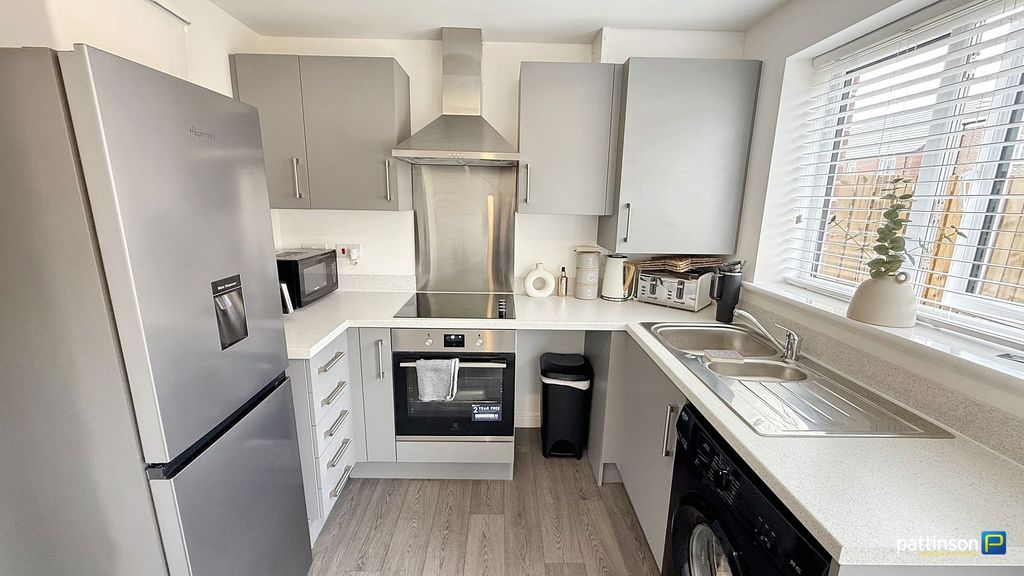 Property photo 3 of 20