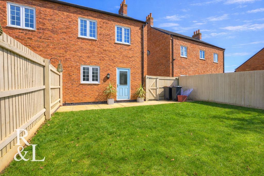 Property photo 2 of 21 18 Century (2).Png