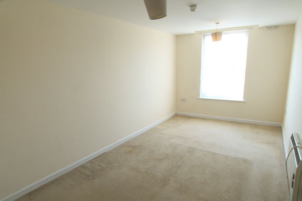 Property photo 3 of 10 Img_2584