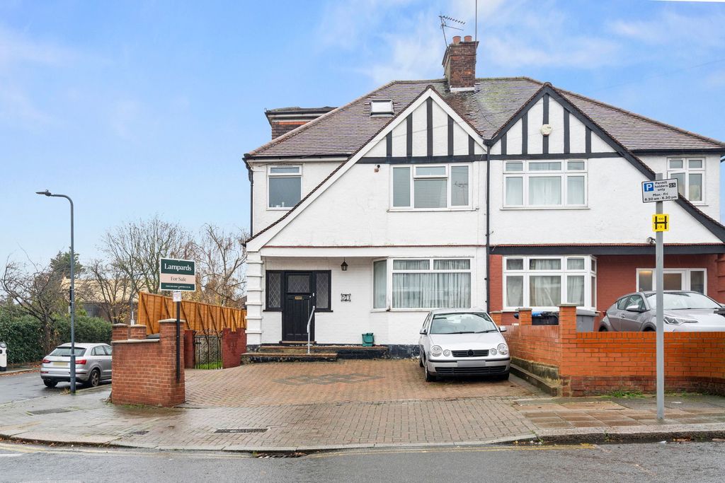 Property photo 1 of 14