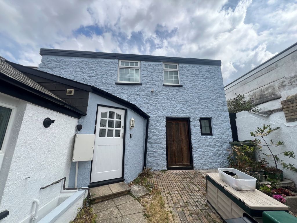 Property photo 1 of 14