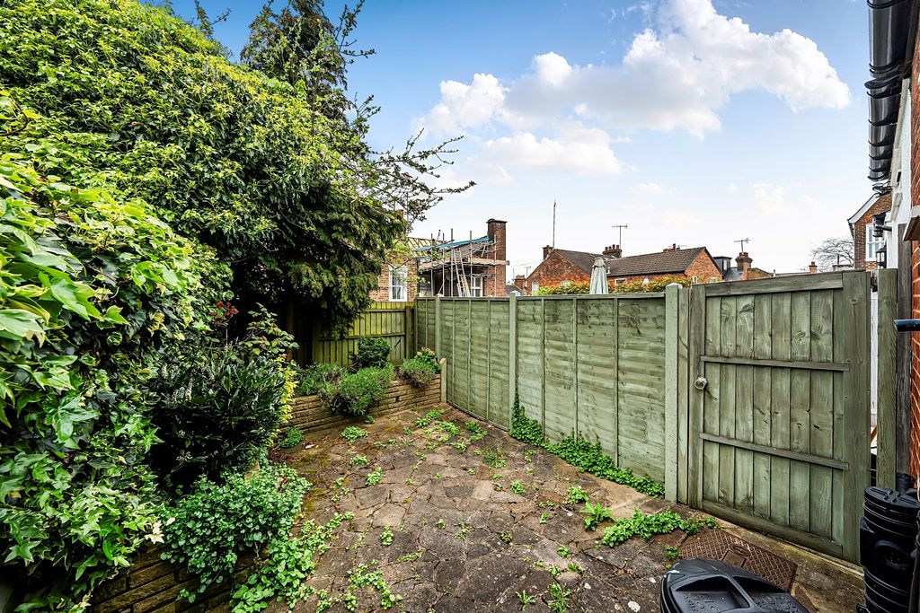 Property photo 3 of 13