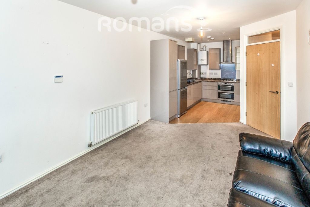 Property photo 3 of 9 17Bd03Eb-0051-4911-8