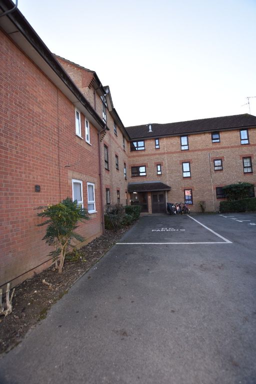 Property photo 1 of 6