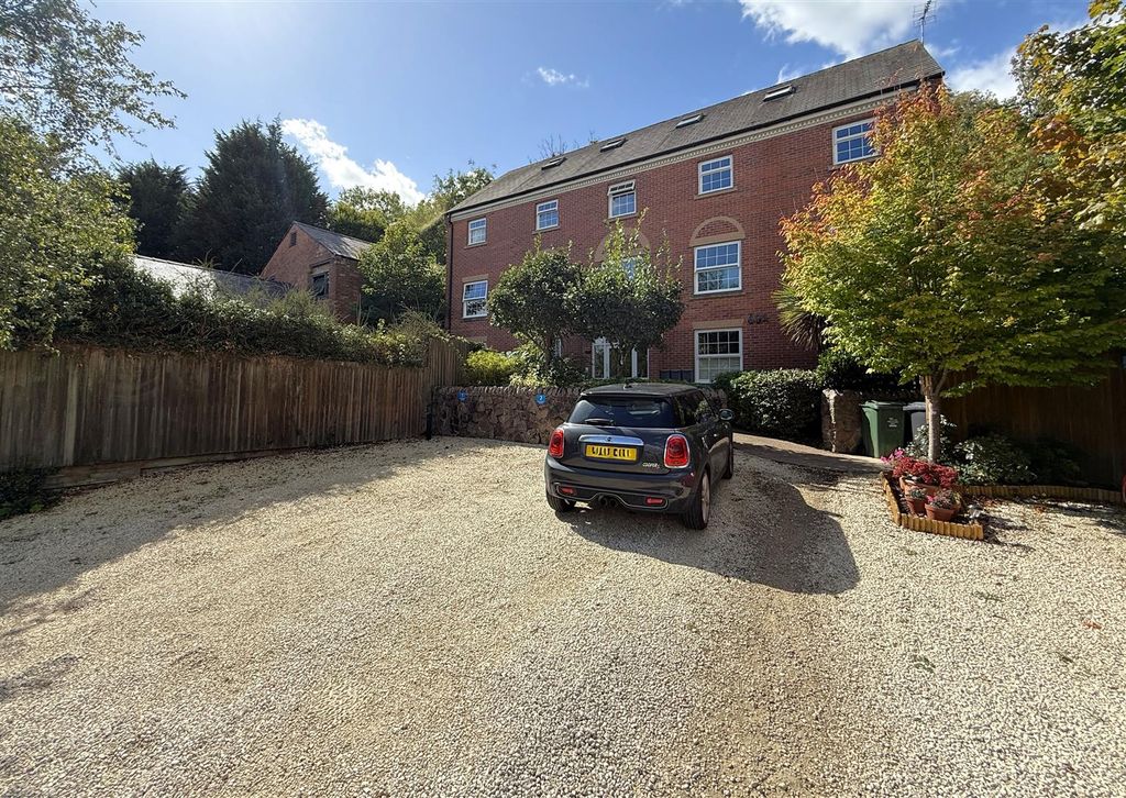 Property photo 1 of 11 External.Jpg