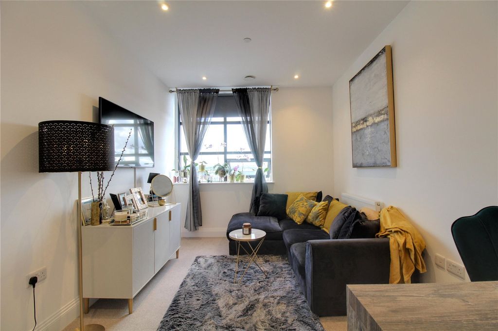 Property photo 2 of 16 2