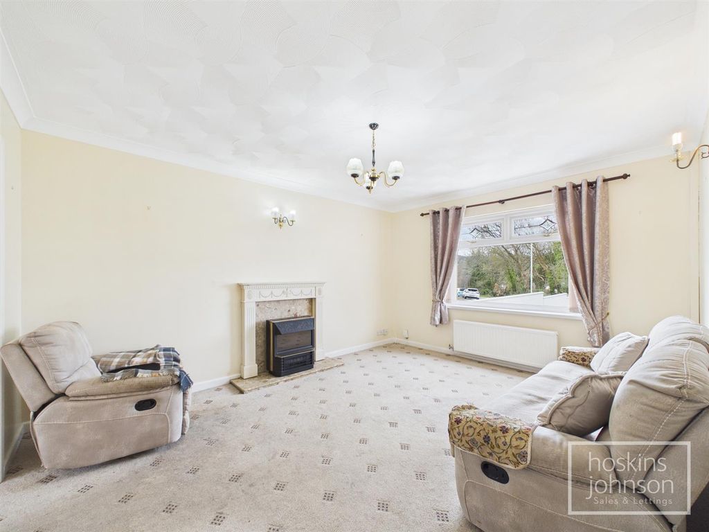 Property photo 2 of 28 Living Room