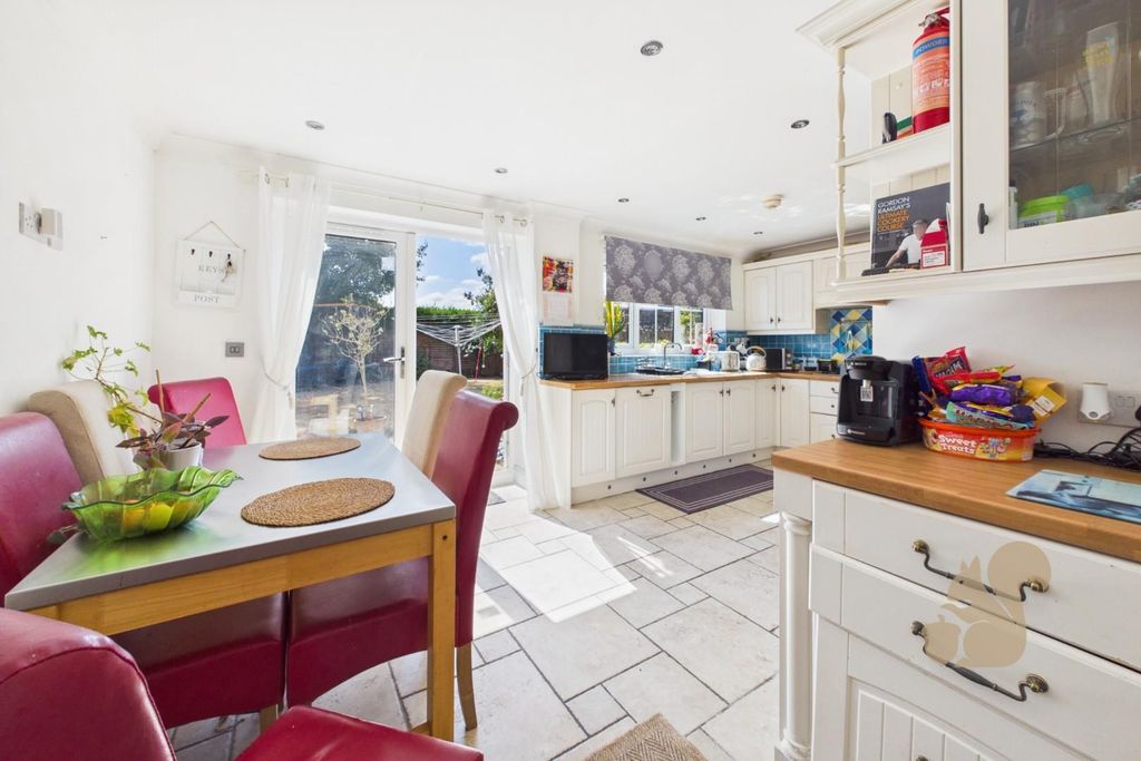 Property photo 2 of 20 Kitchen/Diner