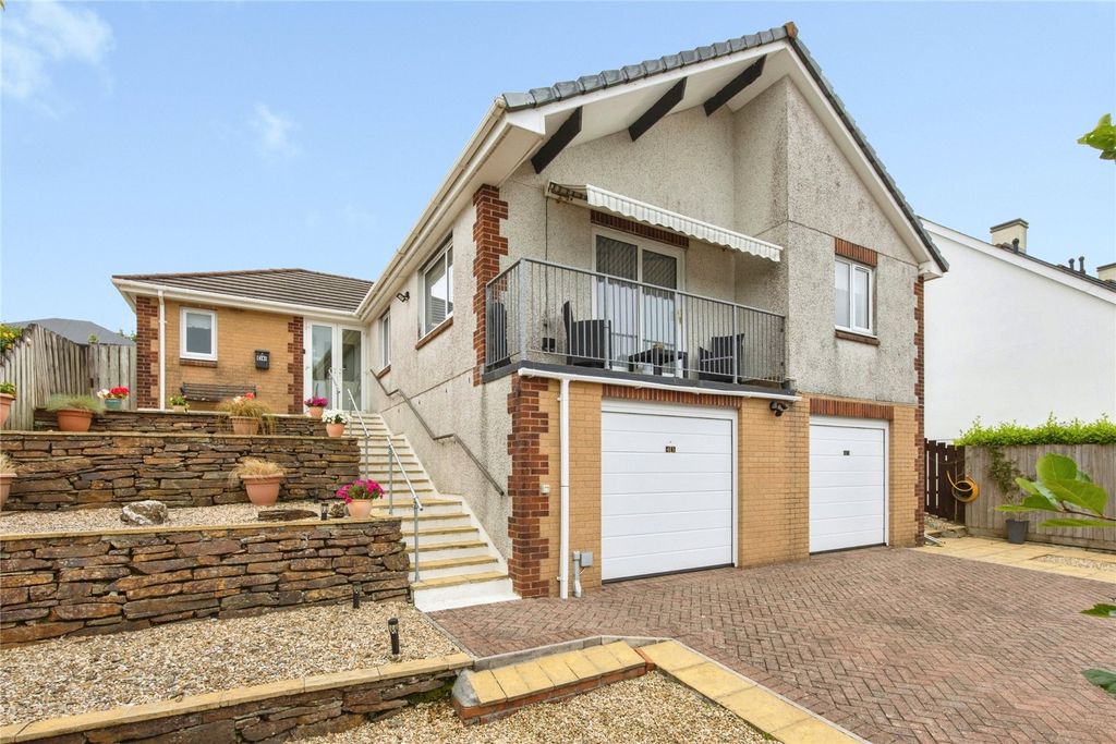 Property photo 2 of 19 Picture No. 27