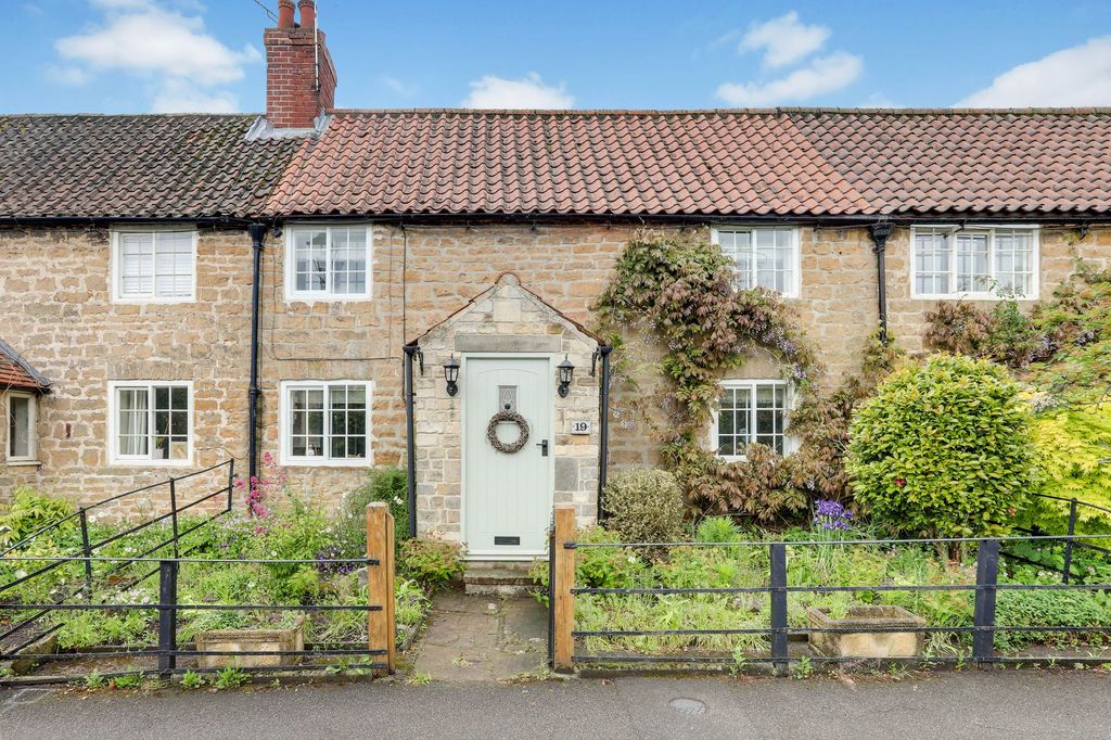 Property photo 1 of 19