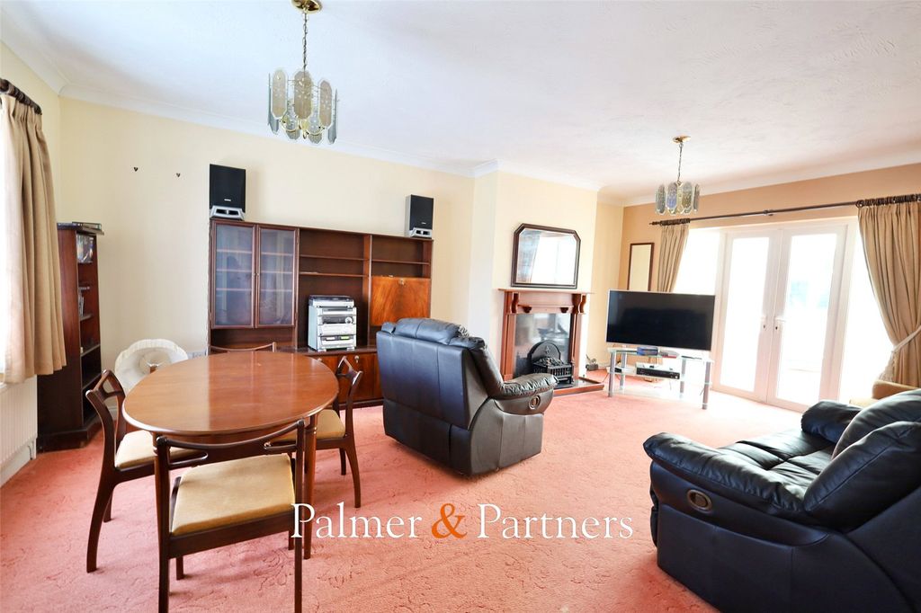 Property photo 2 of 15 Picture No. 08