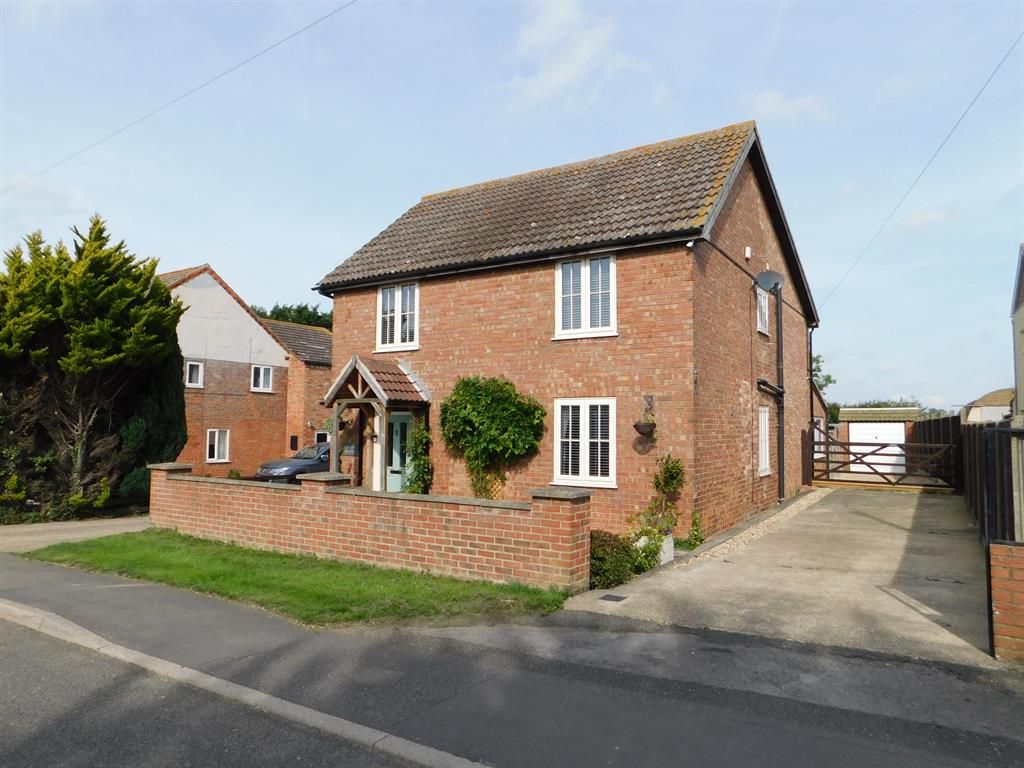 Property photo 1 of 39