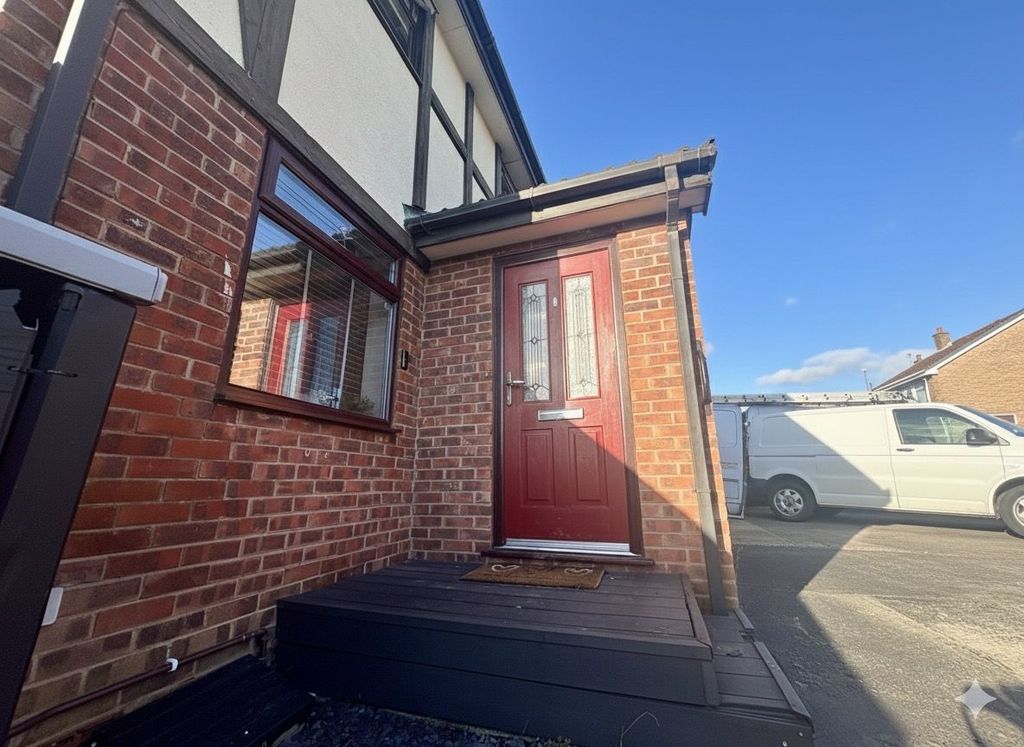 Property photo 3 of 21