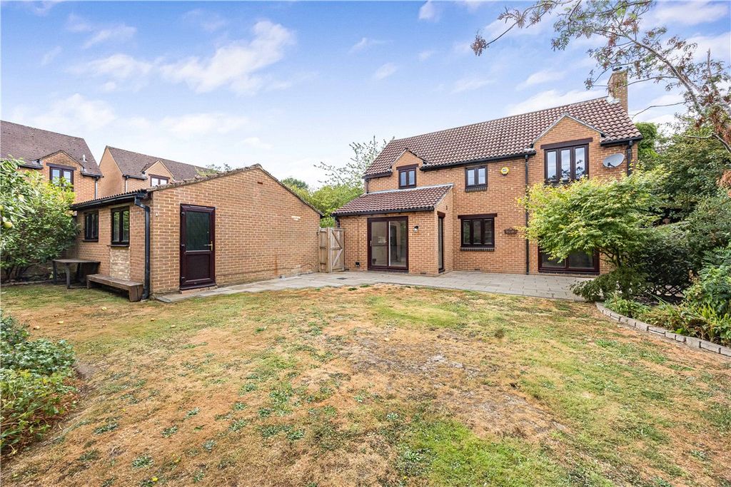 Property photo 3 of 14 Picture No. 12