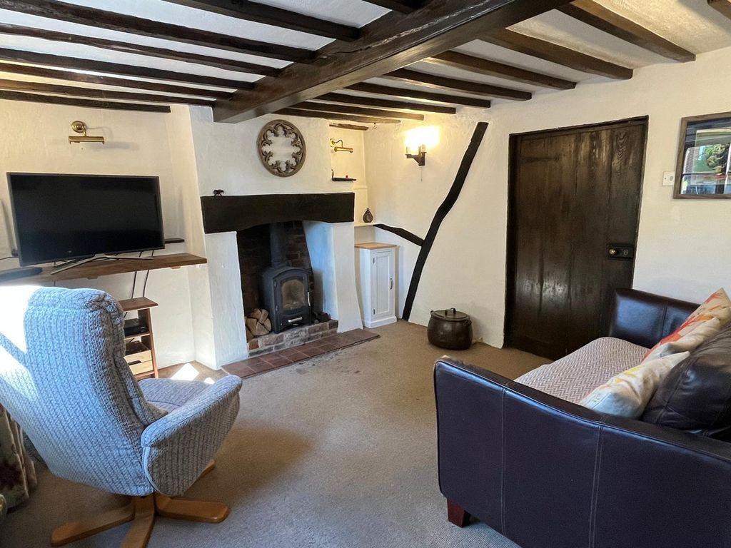 Property photo 3 of 11