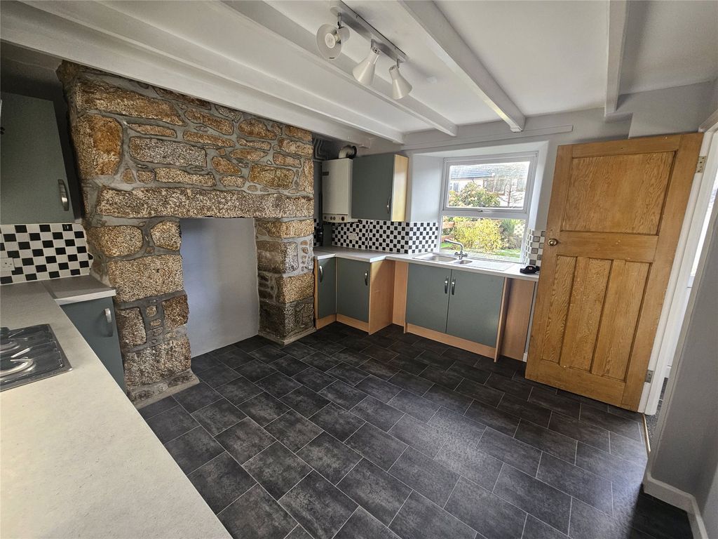 Property photo 2 of 10 2 - Picture No. 03