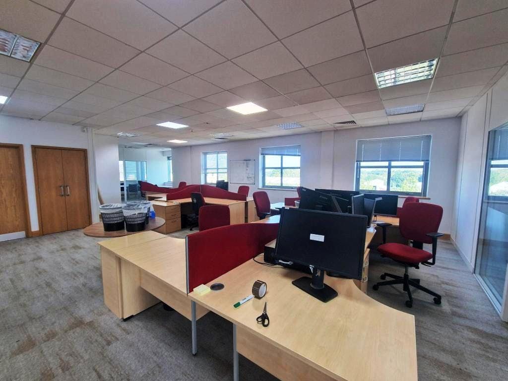 Property photo 3 of 11 20250815_160514.Jpg