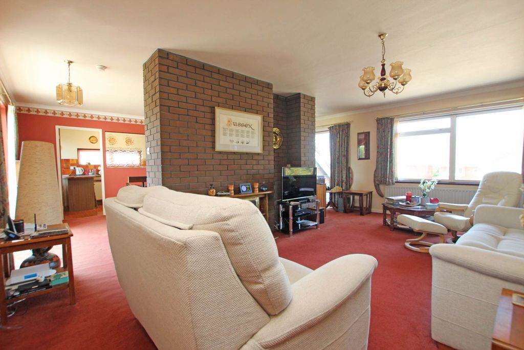 Property photo 3 of 29
