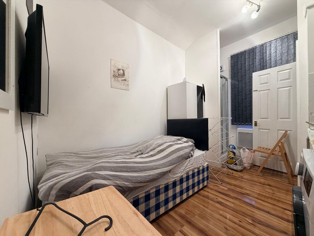 Property photo 1 of 5 Whatsapp Image 2026-02-09 At 5.20.26 Pm (1)