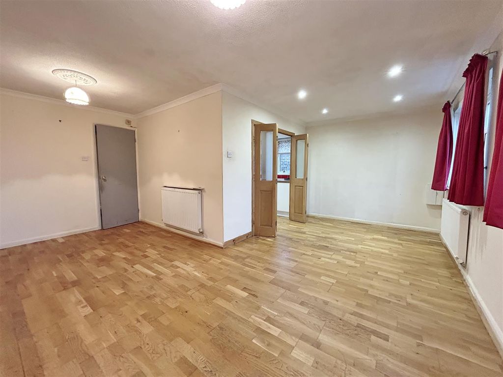 Property photo 2 of 14 Lounge Diner