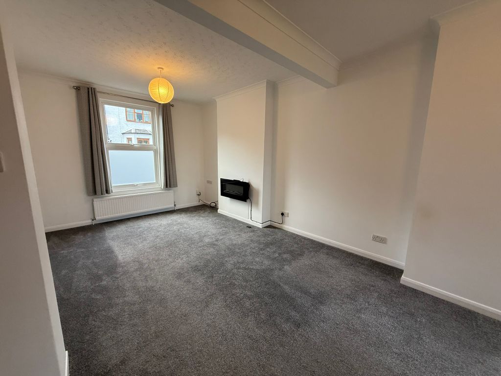 Property photo 3 of 13 Img_2036