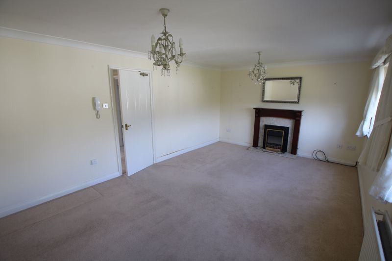 Property photo 3 of 16 Photo 9
