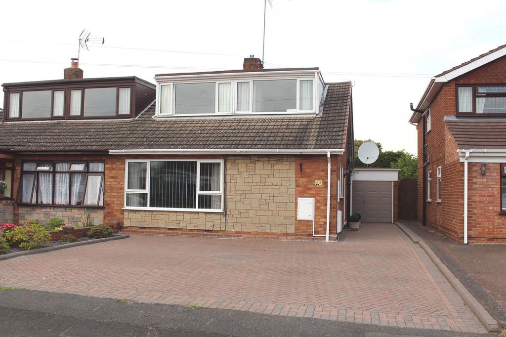Property photo 1 of 16