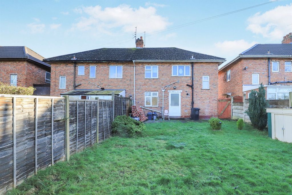 Property photo 2 of 13