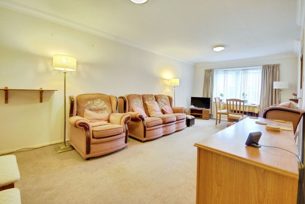 Property photo 2 of 7 Pbox-Img.Jpg