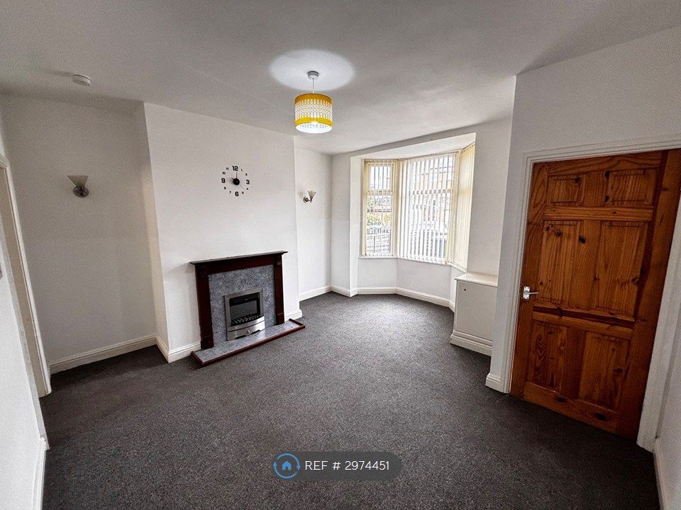 Property photo 3 of 9
