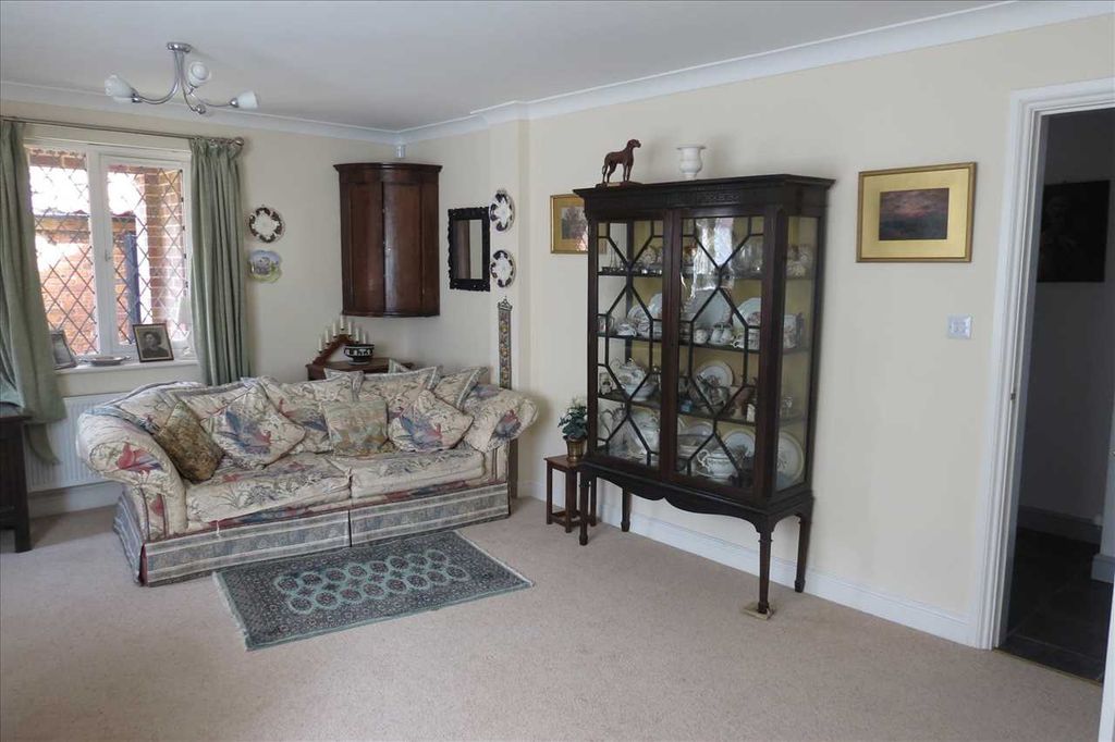 Property photo 3 of 14 Further Aspect: