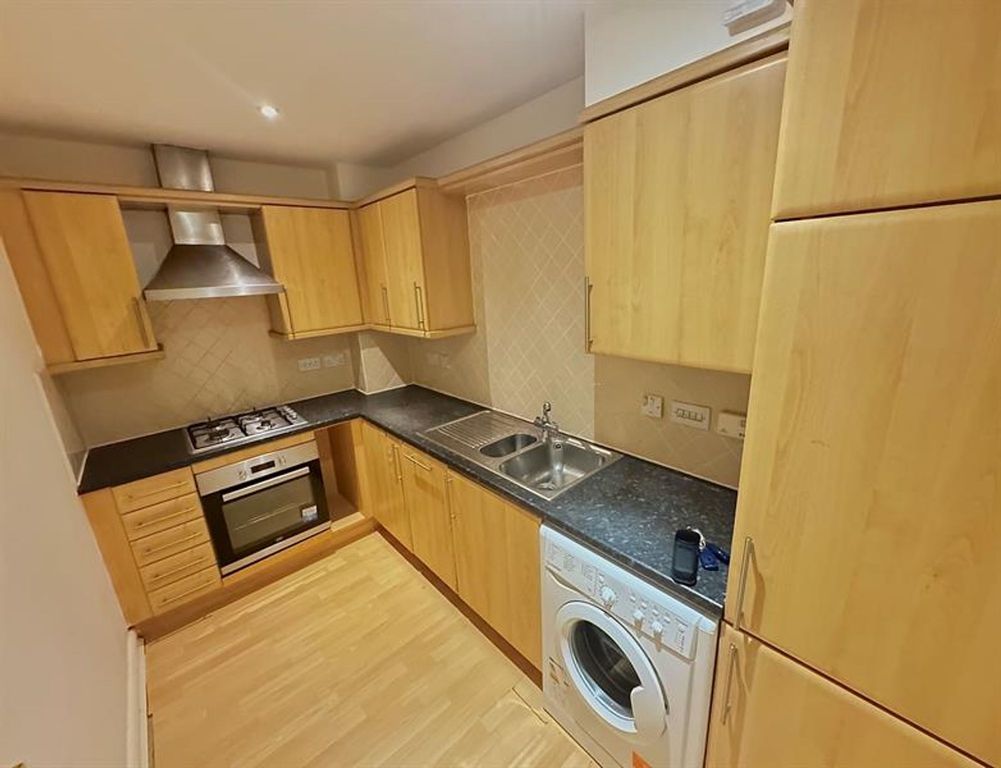 Property photo 2 of 13