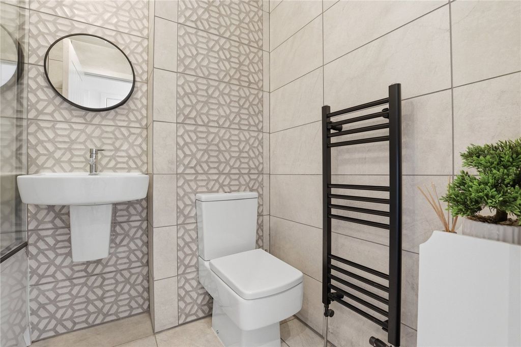 Additional image 5 of 2 bed flat for saleStation Road, Bannockburn FK7