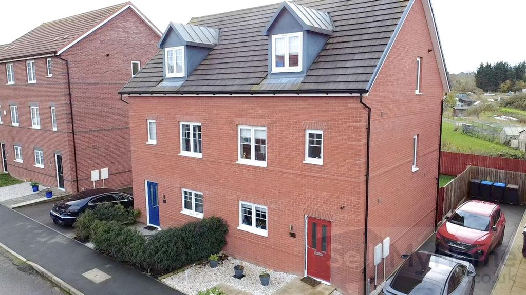 Property photo 1 of 19 Whatsapp Image 2025-11-11 At 13.45.46_F13976Ef-2.Jpg