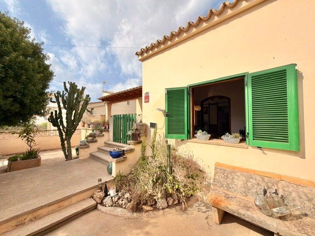 Property photo 1 of 16 Mediterranean House With Potential In Sa Ràpita Near The Sea