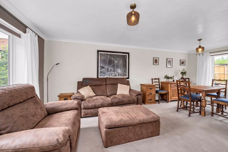Property photo 3 of 16 Sitting/Dining Room