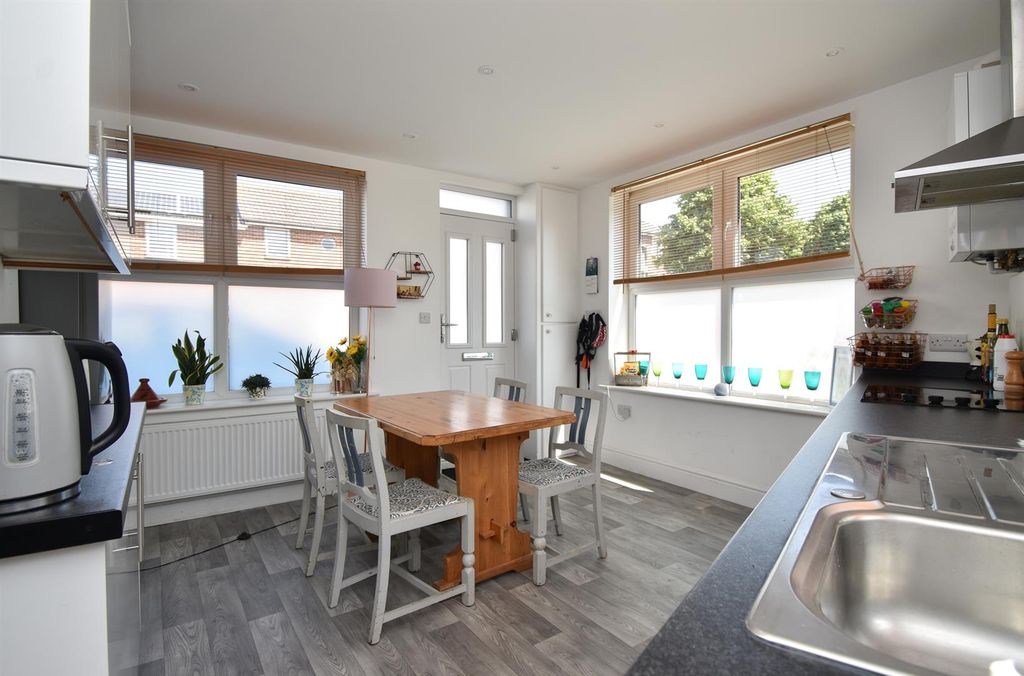 Property photo 1 of 13 Kitchen/Diner