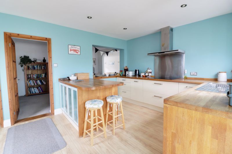 Property photo 3 of 24 Kitchen