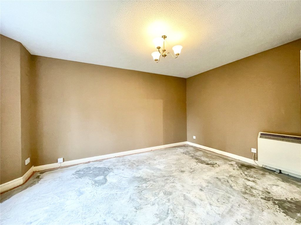 Property photo 3 of 10 Picture No. 01