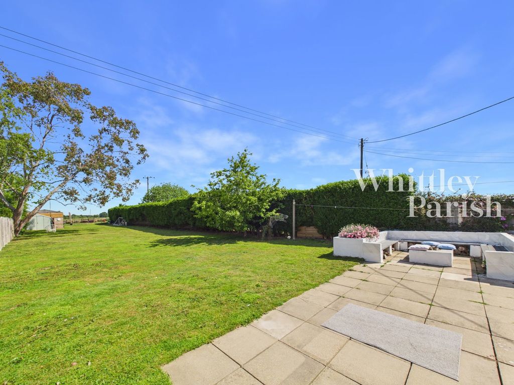 Property photo 2 of 24