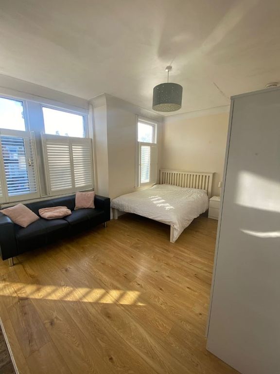 Property photo 3 of 3