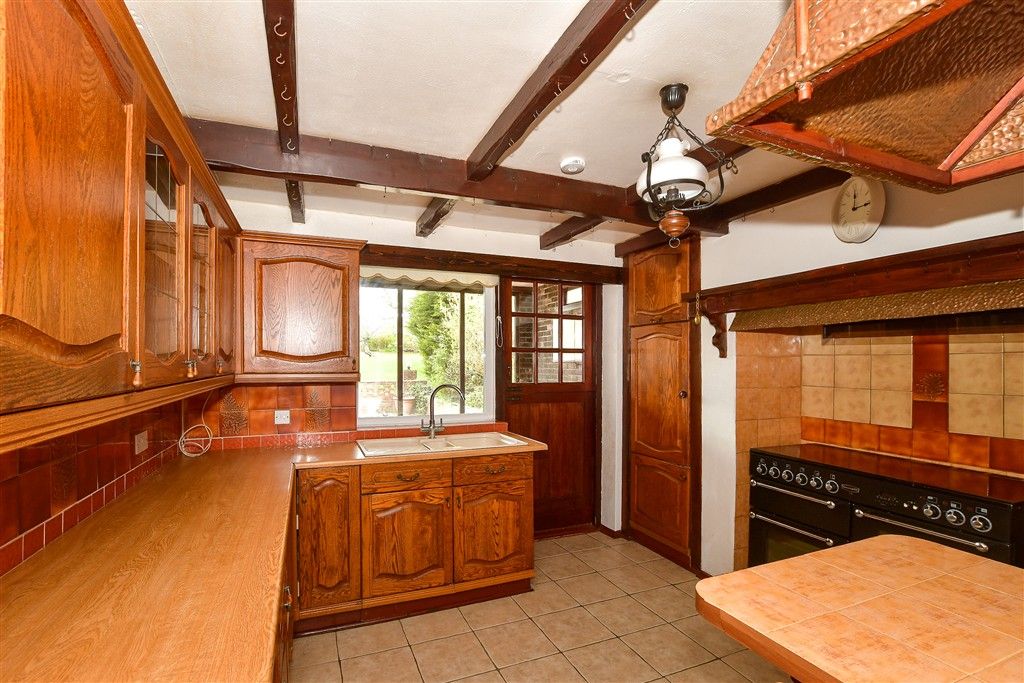 Property photo 2 of 22 Kitchen